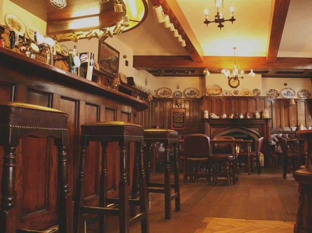 Отель Masons Arms Йорк Экстерьер фото